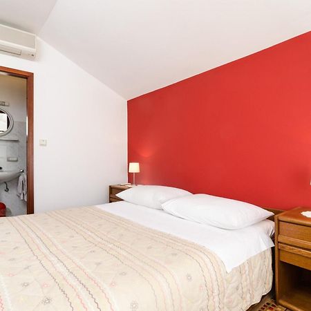 Guesthouse Moretic Orasac Quarto foto